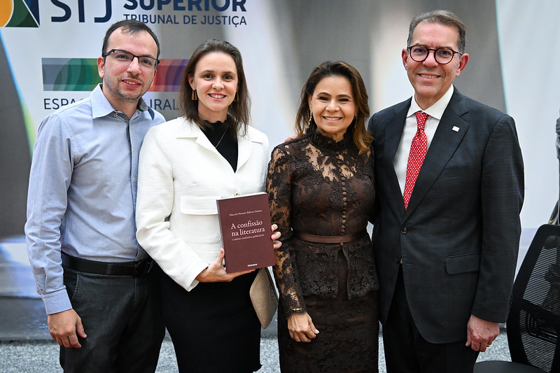 livro marcelo navarro.jpg